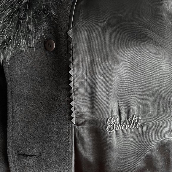 Woman cashemere/angora/wool short coat with arctic fox collar and cuffs - Picture 9 of 16